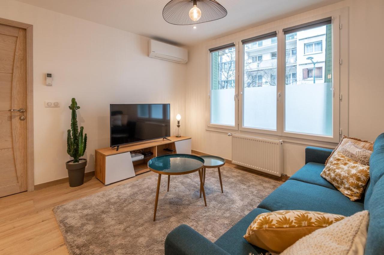 Apartament 7 Rhone Super T2 Renove Avec Place De Parking Privee Annecy Zewnętrze zdjęcie